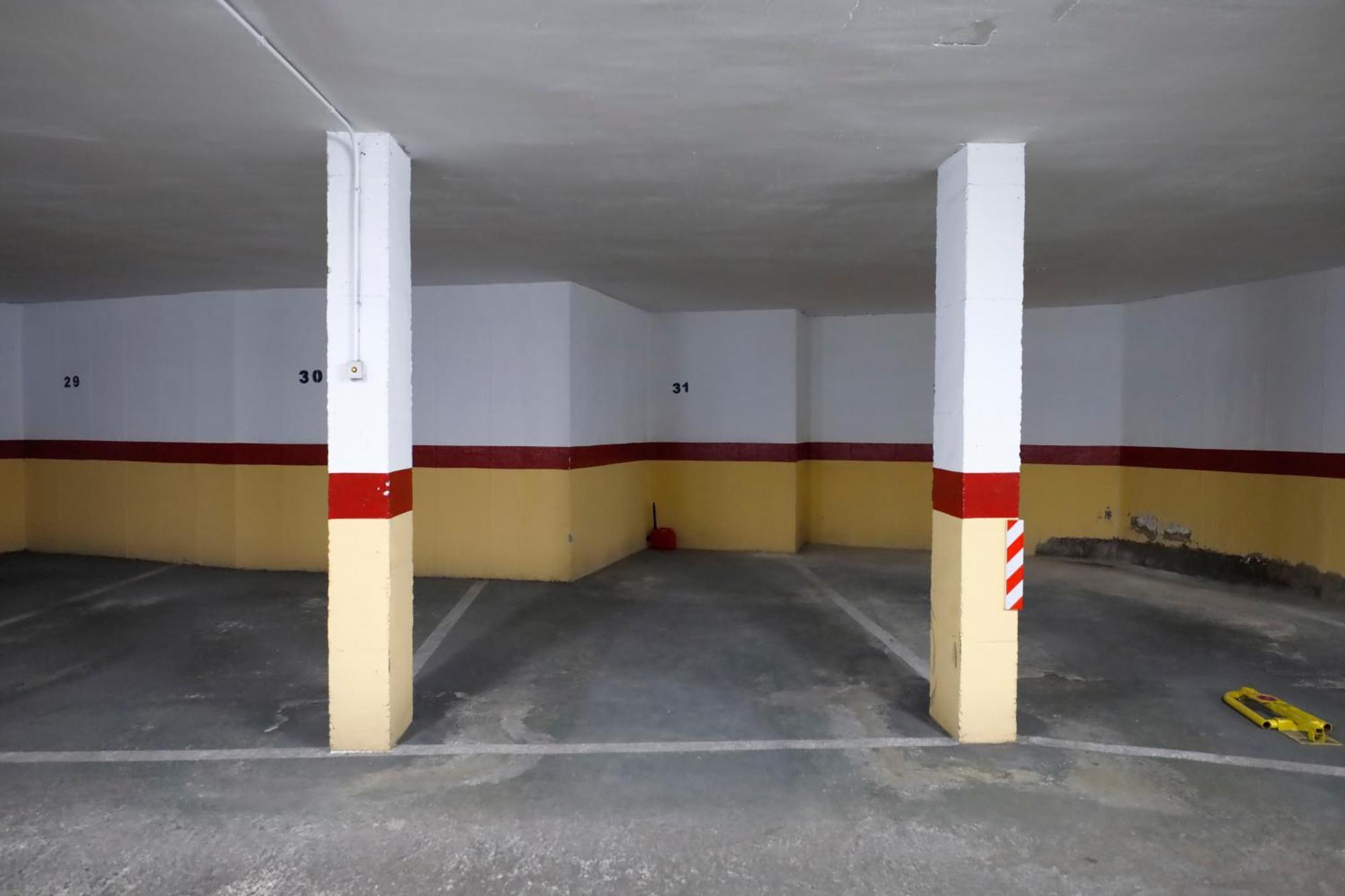 R & T Cordoba Center Apartamentos - Parking 외부 사진