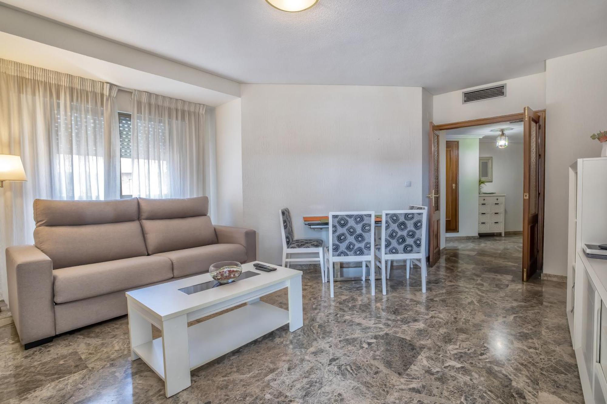 R & T Cordoba Center Apartamentos - Parking 외부 사진