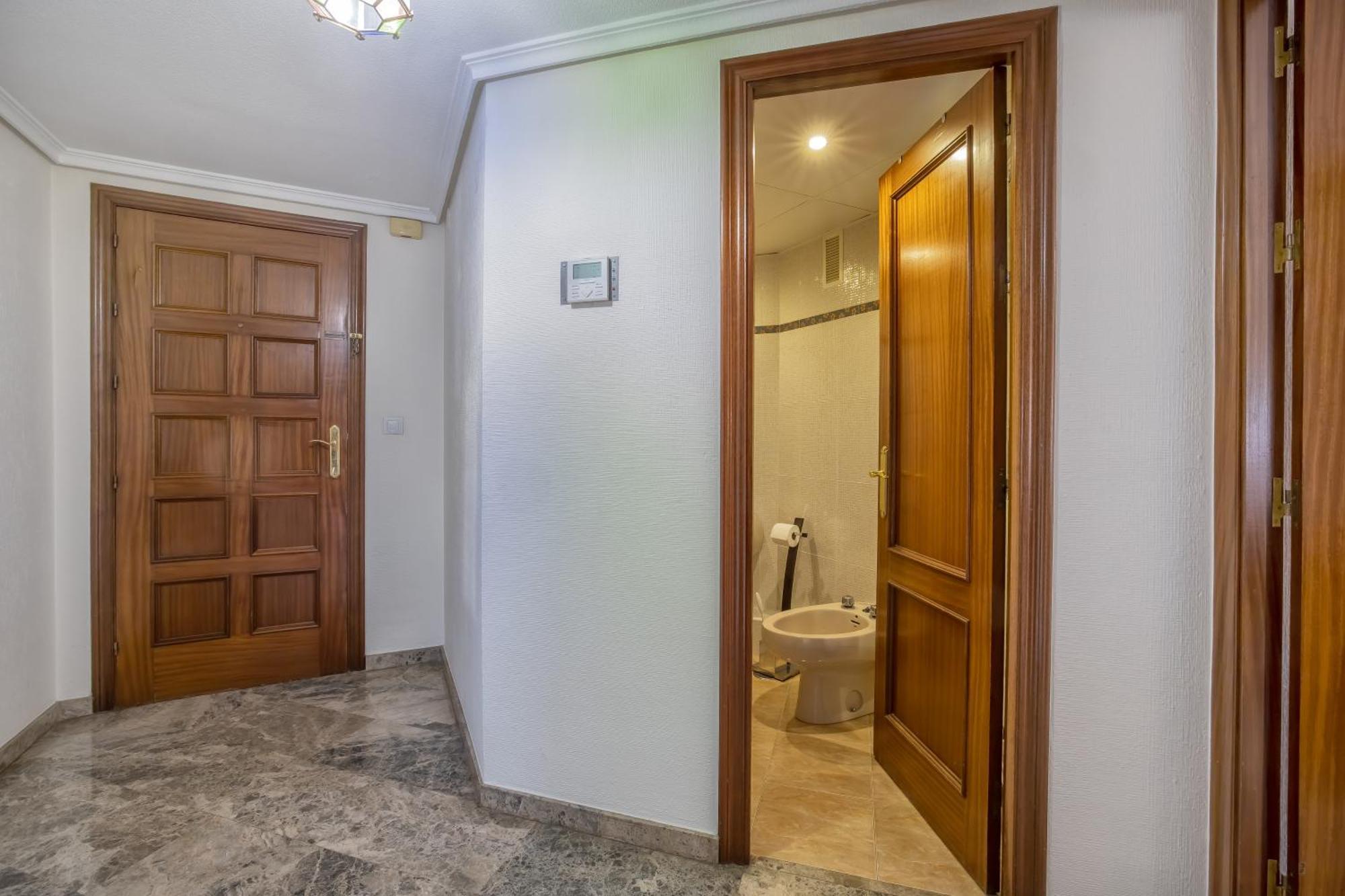 R & T Cordoba Center Apartamentos - Parking 외부 사진