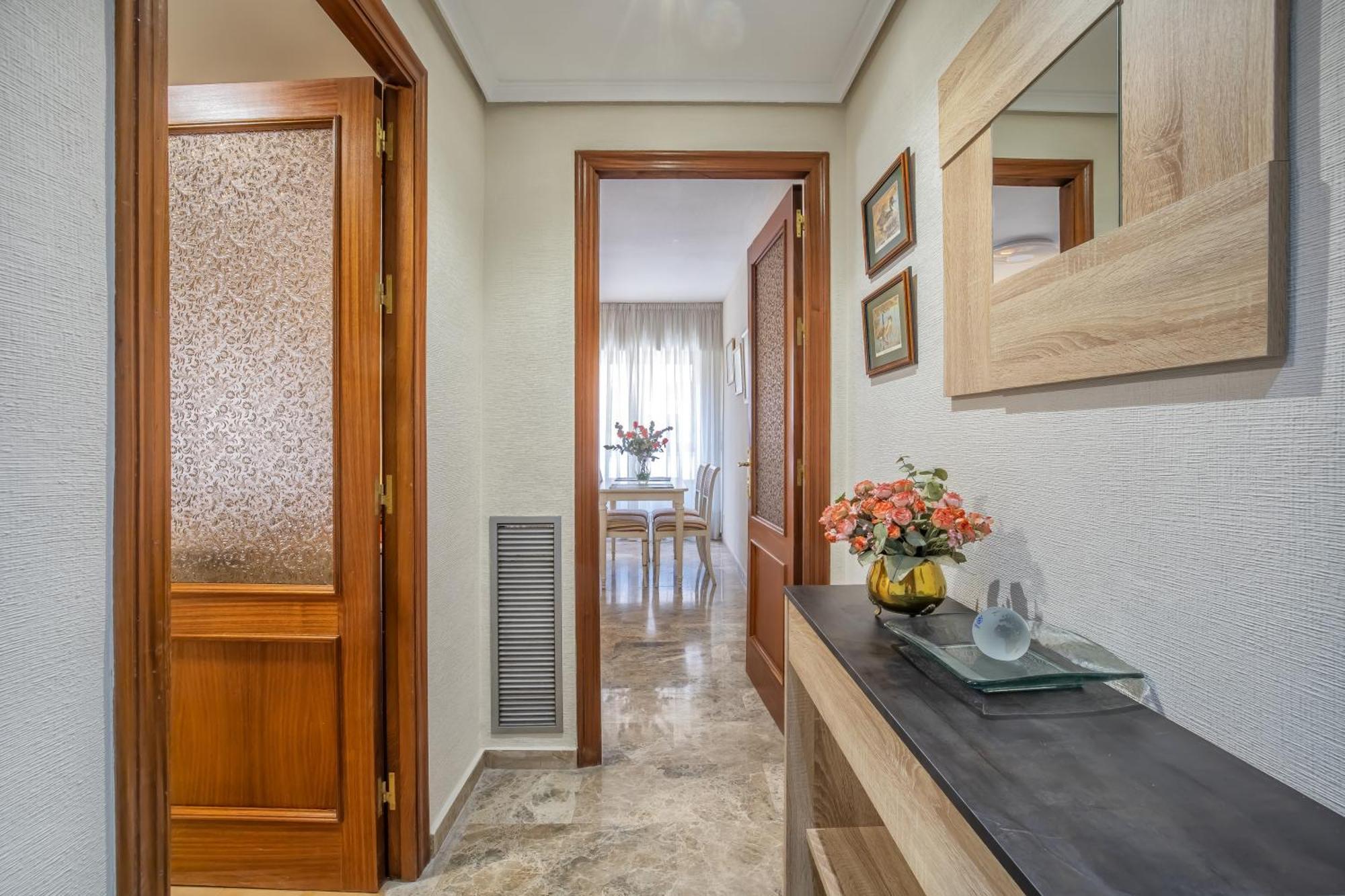 R & T Cordoba Center Apartamentos - Parking 외부 사진