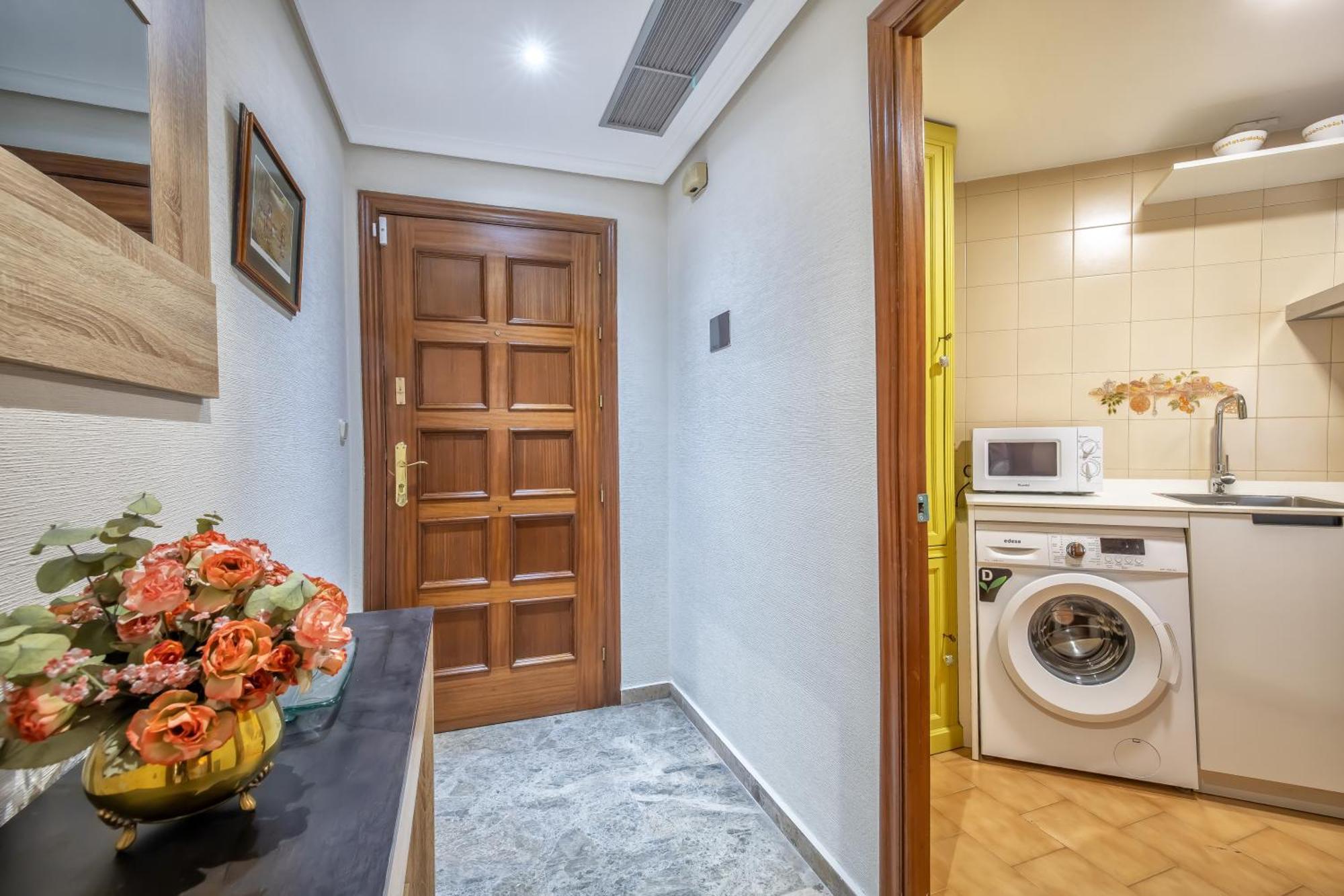 R & T Cordoba Center Apartamentos - Parking 외부 사진